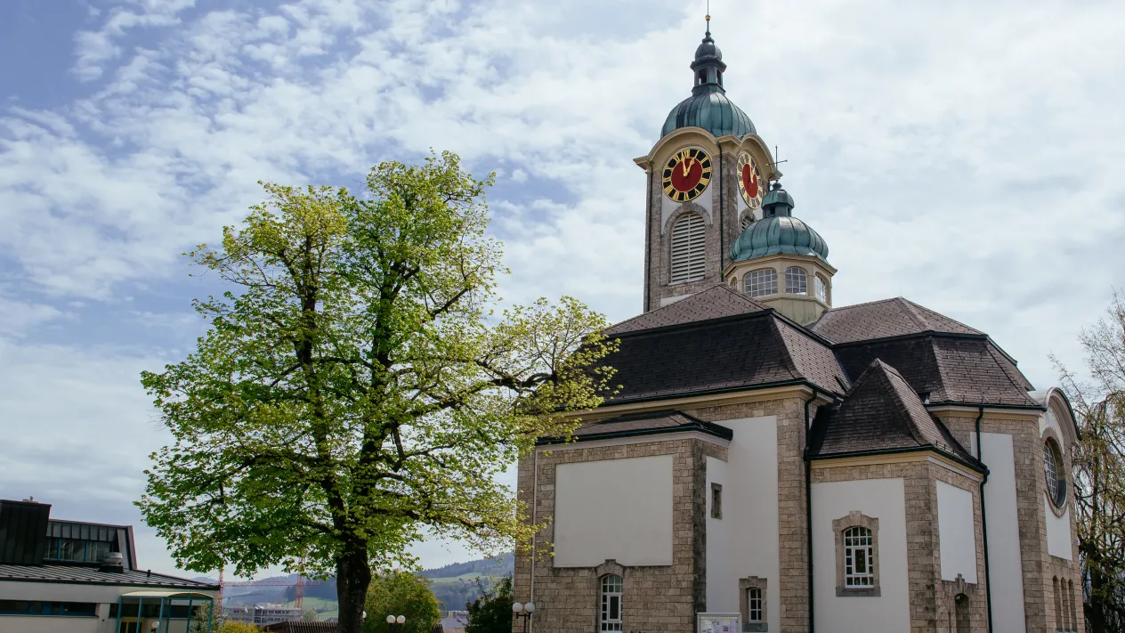 Kirche Haldenb&uuml;el (Foto: Klaus Fischer)
